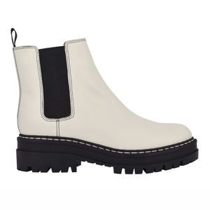 Marc Fisher LTD - White Boots - Size 6.5 - Excellent Condition